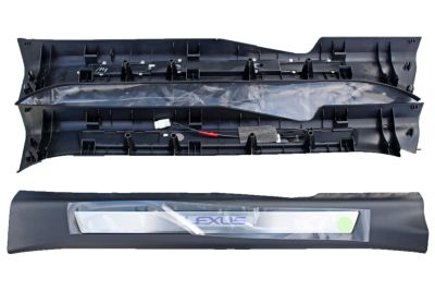 Lexus PT944-48161-20 Illuminated Door Sills, Black