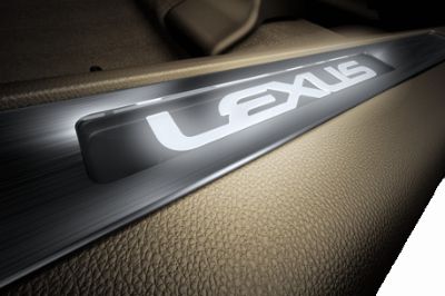 Lexus PT944-48161-40 Illuminated Door Sills, Beige