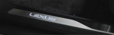 Lexus Illuminated Door Sills, Noble Brown PT944-50180-04