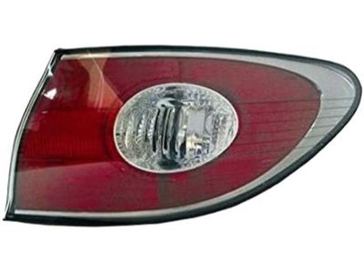 Lexus 81551-33280 Lens, Rear Combination Lamp, RH