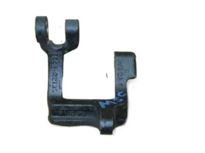 Lexus 44443-22130 Bracket, Pump