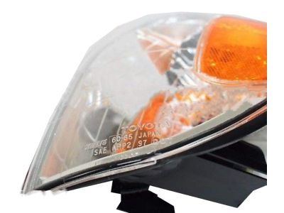 Lexus 81611-60200 Lens, Parking & Clearance Lamp, RH