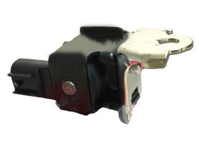 Lexus 25860-50100 Valve Assy, Vacuum Switching